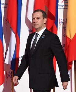 Miedwiediew grzmi. Grozi śmiercią