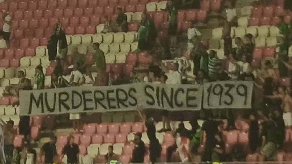 Skandaliczny transparent na meczu