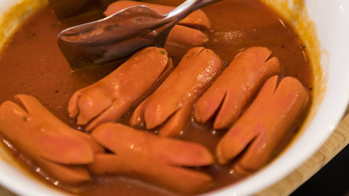 Jedzenie parówek zwiększa ryzyko nadwagi