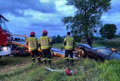 Namysłów. 22-letni kierowca wypadł z drogi. Auto wpadło do rzeki