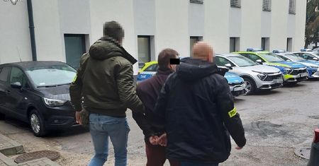 Złość za kierownicą przerodziła się w przemoc. Kierowca BMW postrzelił kierowcę Audi
