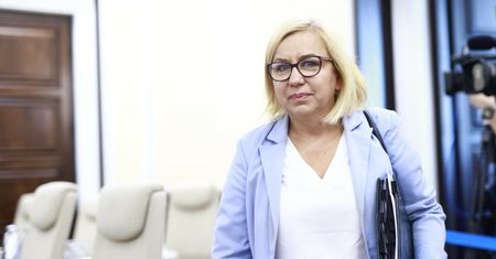 Pierwsze weto prezydenta. Jest reakcja minister klimatu. "Wbrew logice, wbrew ekonomii"