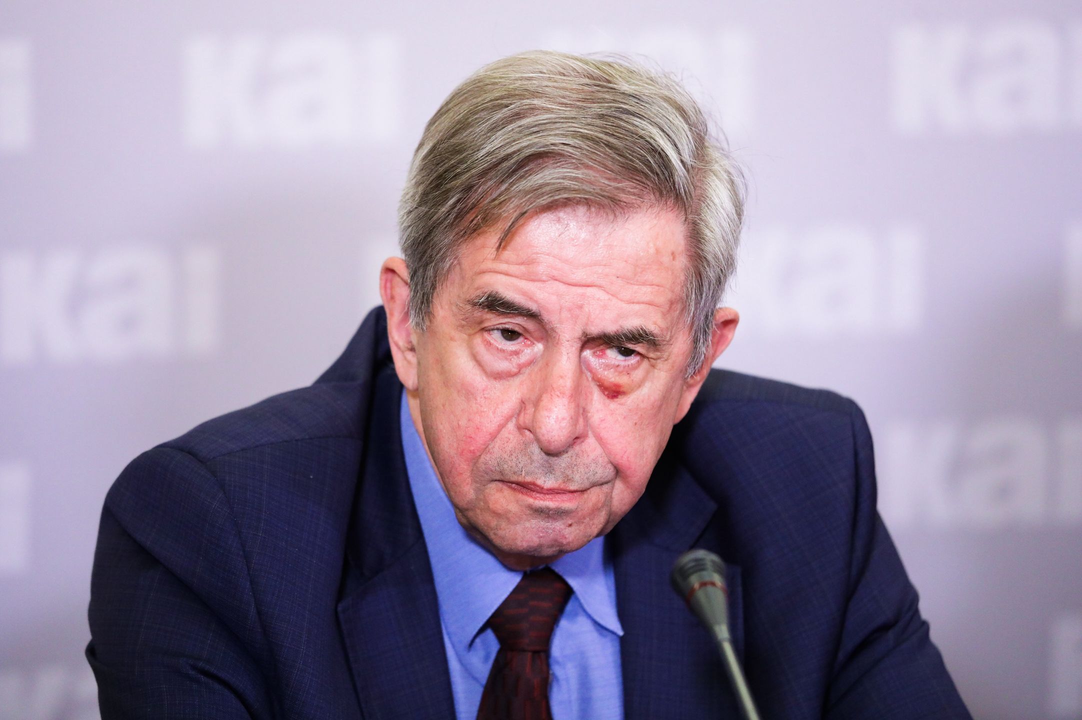 Andrzej Zoll
Warszawa, 09.04.2024. By�y prezes TK i by�y rzecznik praw obywatelskich prof. Andrzej Zoll na konferencji prasowej "W obronie konstytucyjnych praw do �ycia, macierzy�stwa i rodziny" w Sekretariacie Konferencji Episkopatu Polski w Warszawie, 9 bm. Wydarzenie jest organizowane przez Katolick� Agencj� Informacyjn� we wsp�pracy z Polsk� Federacj� Ruch�w Obrony �ycia. (aldg) PAP/Tomasz Gzell
Tomasz Gzell
KAI, Katolicka Agencja Informacyjna, KEP, konferencja, Sekretariat Konferencji Episkopatu Polski, konstytucyjne prawo do �ycia, macierzy�stwo, obrona, rodzina, portret