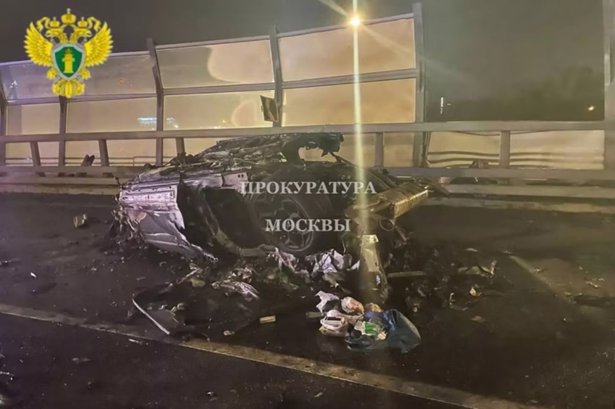 Rosyjski milioner nie żyje. Pędził 150 km/h. Wokół wraku pliki gotówki