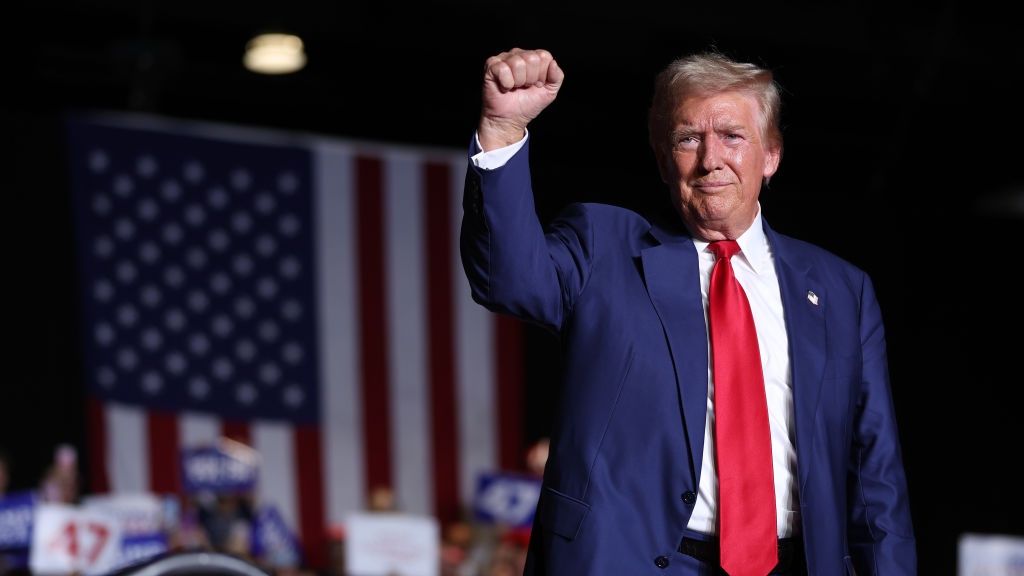 Donald Trump Holds Las Vegas Rally As He Campaigns For President
LAS VEGAS, NEVADA - SEPTEMBER 13: Republican presidential nominee, former U.S. President Donald Trump, greets supporters during a campaign rally at The Expo at World Market Center Las Vegas on September 13, 2024 in Las Vegas, Nevada. With 53 days before election day, Former President Trump continues to campaign.  (Photo by Justin Sullivan/Getty Images)
Justin Sullivan