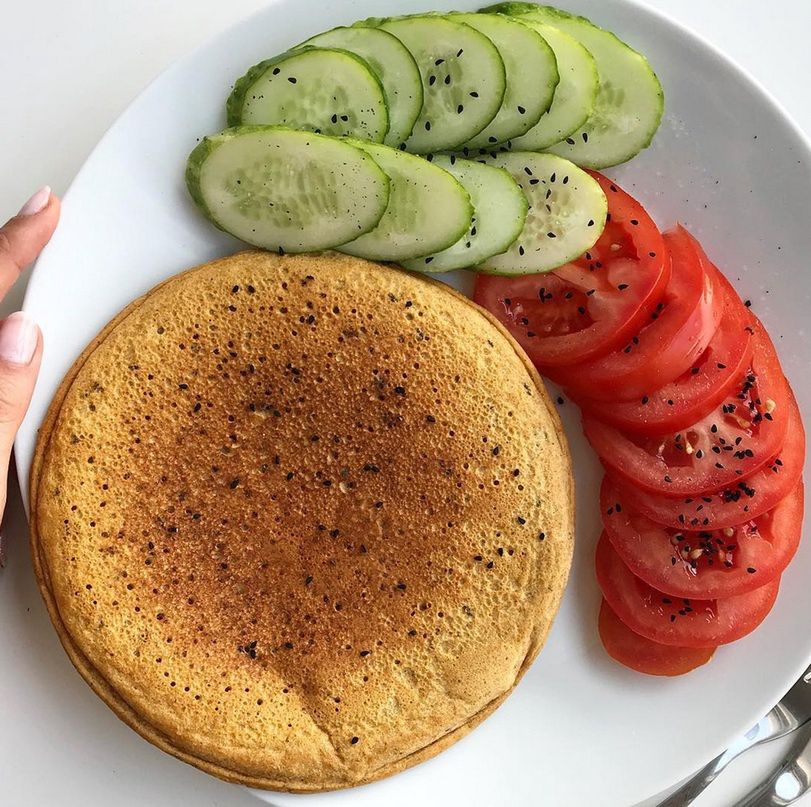 Wegański omlet z warzywami