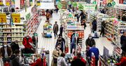 Rząd obniżył VAT na żywność, sieci reagują. Auchan: spadają ceny 20 tys. produktów
