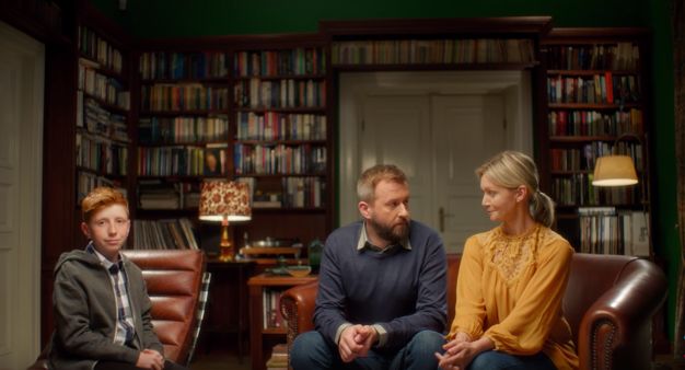 Nietypowa porada w gabinecie psychologa w reklamie x-kom (wideo)