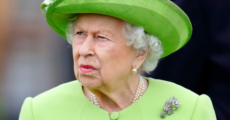 Królowa Elżbieta II powiedziała "dość". Zatrudniła zespół prawników. To sygnał wysłany w stronę wnuka