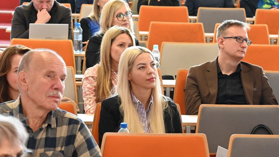 Ponad stu radców prawnych z regionu spotkało się w środę, 17 września, w Akademii Nauk Stosowanych imienia profesora Edwarda Lipińskiego w Kielcach.