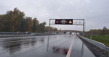 Trzy pasy w jedną stronę. Otwarto nowy odcinek ważnej drogi