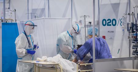 Wciąż dużo zakażeń. Najnowszy raport resortu zdrowia
