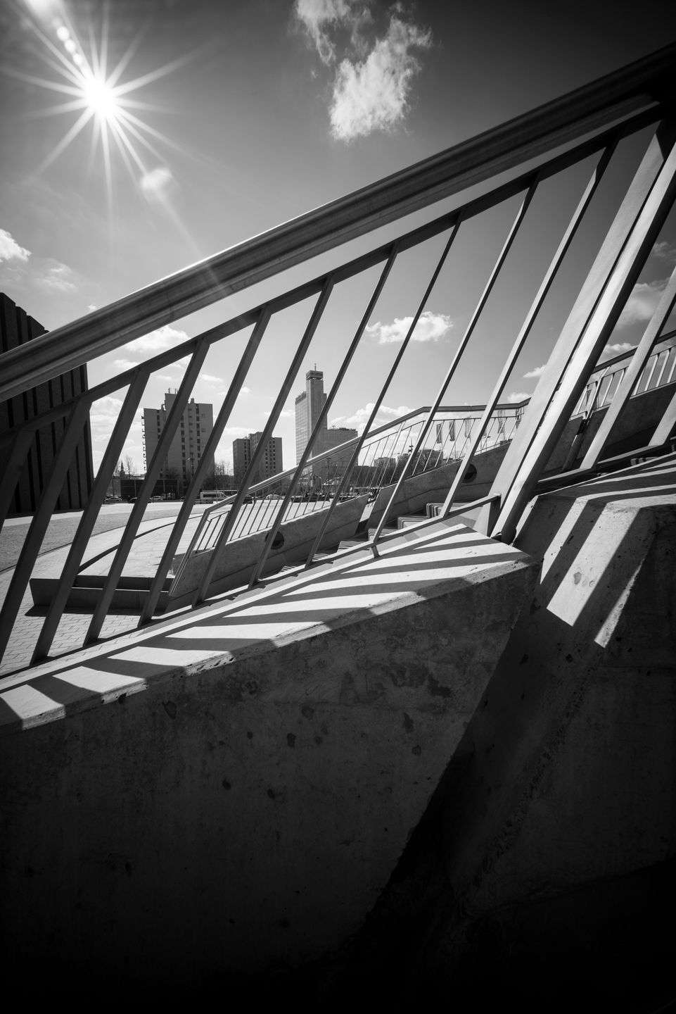 Voigtländer Ultra Wide Heliar Aspherical II 12 mm f/5.6 - Ultra szeroka maszyna do kreowania równoległej rzeczywistości 16