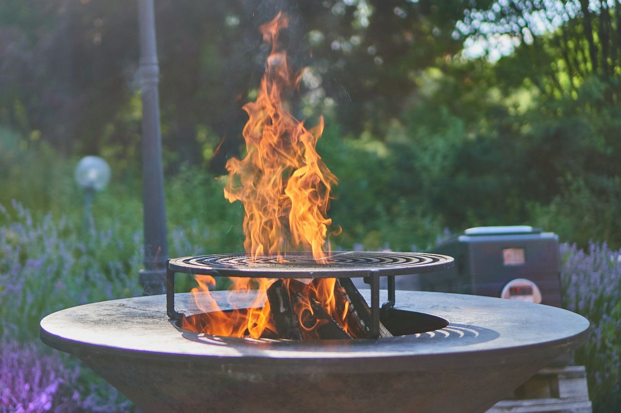 Miejsca do grillowania. Warszawa, Kraków, Gdańsk. Bezpieczne grillowanie w majówkę i nie tylko