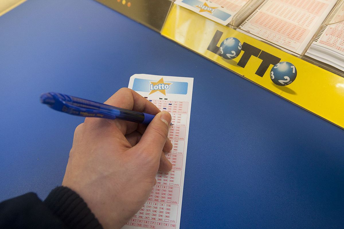 Wyniki Lotto 23.04.2021 – losowania Eurojackpot, Multi Multi, Ekstra Pensja, Kaskada, Mini Lotto, Super Szansa