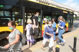 Maseczki są obowiązkowe prawie w całej Europie. Kary za brak - nawet tysiąc euro