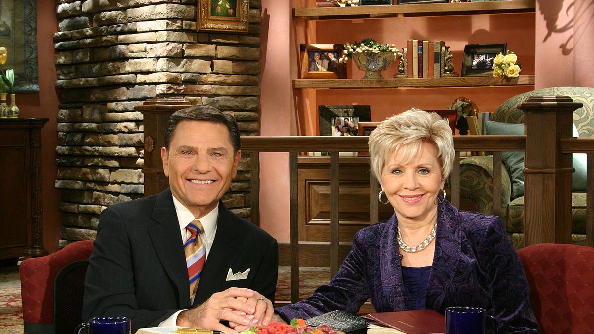 duchowny samolot pieniadze