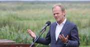 Tusk zwiedził szpital, gdzie obowiązuje zakaz odwiedzin. "Mnie nie wpuszczono do umierającego męża"