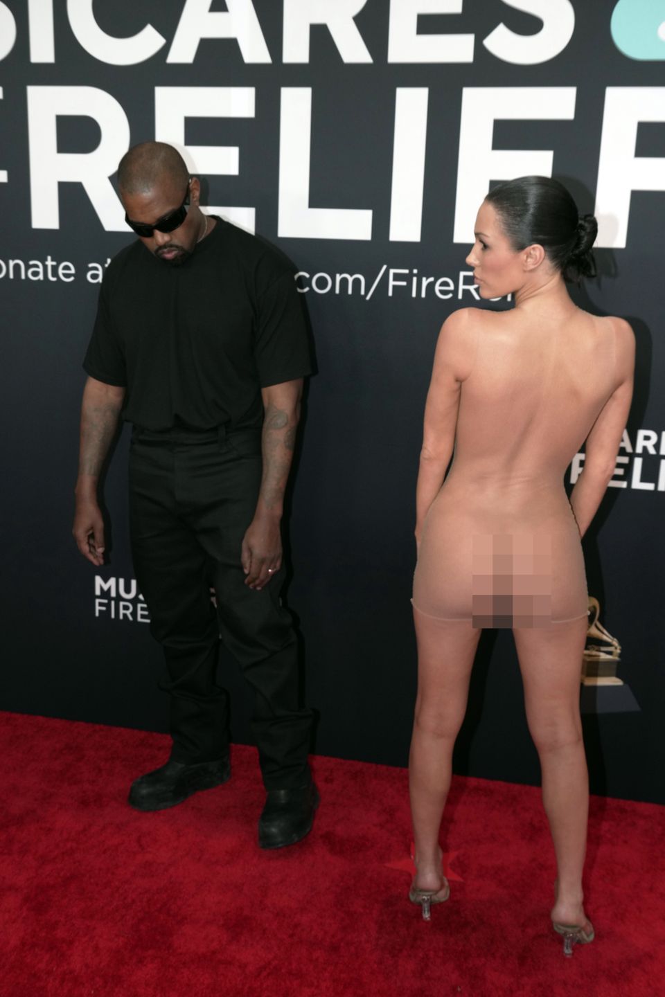 v