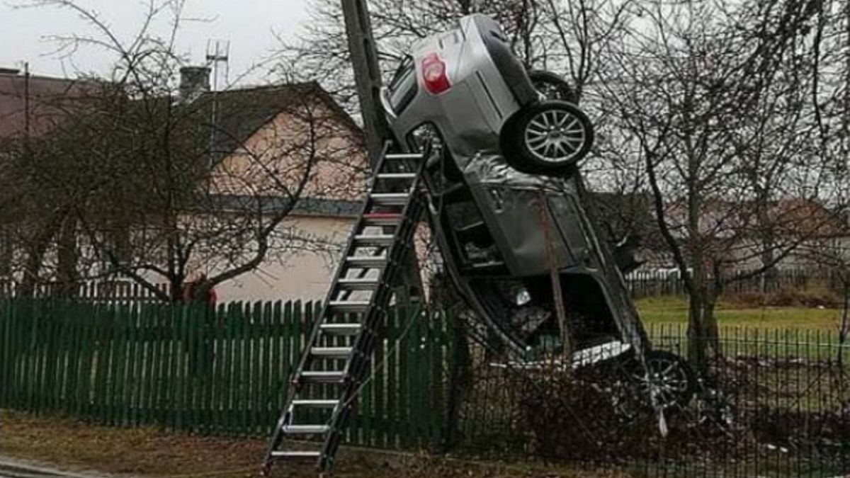 18-latek wypadł z drogi