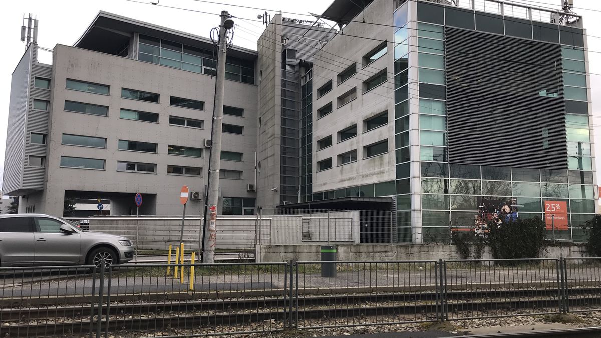 Syndyk sprzeda biurowiec w Poznaniu