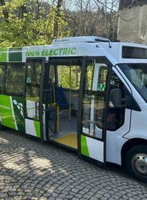 Bus na Morskie Oko zdał egzamin. TPN widzi dwa "problemy"