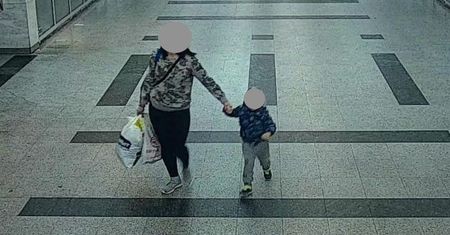 Sosnowiec. W centrum miasta porzucono chłopca. Policja szukała jego matki