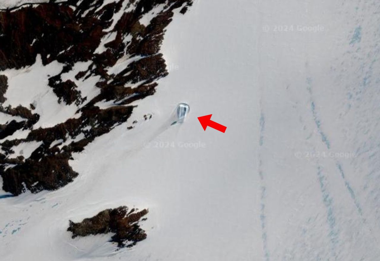 Mysterious 'doors' in Antarctica debunked as icy illusion