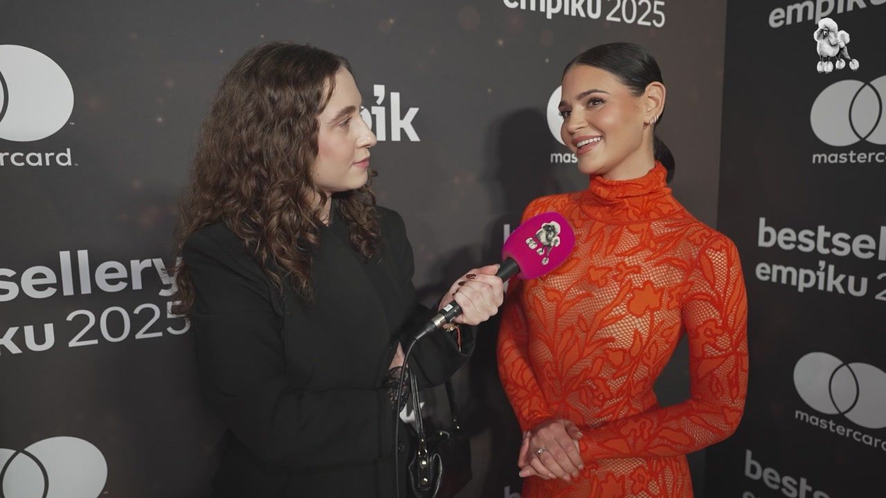 Simona Stolicka, Honorata Skarbek 