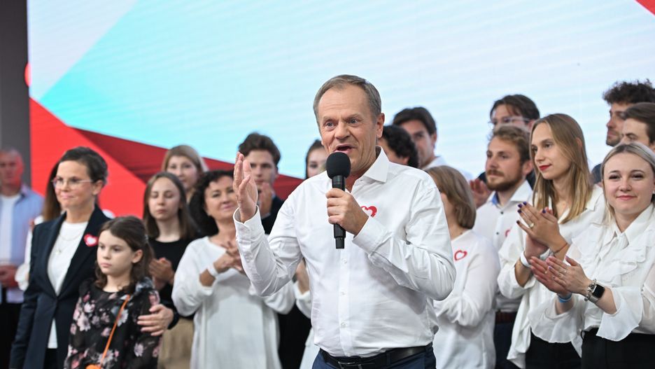 Donald Tusk po ogłoszeniu sondażowych wyników wyborów