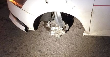 Miał 3 promile i jechał na resztkach felgi. Nawet tego nie zauważył