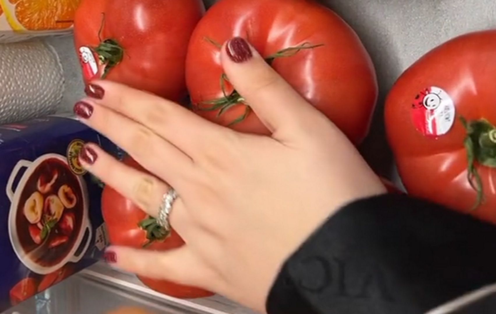 5 pomidorów z Biedronki. To nagranie zrobiło 217 tys. odsłon w 24 godziny