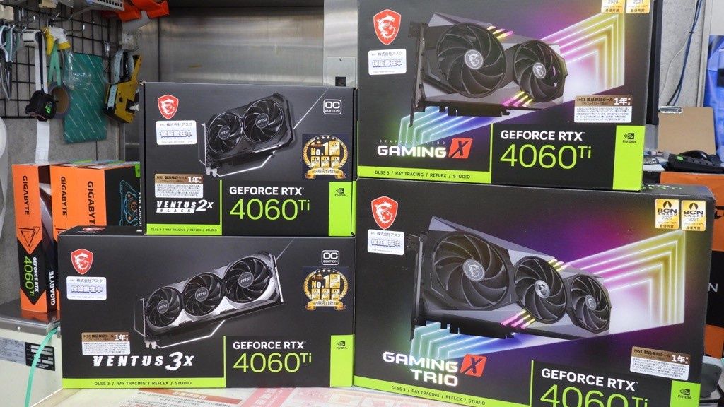Podczas premiery karty GeForce RTX 4060 Ti pojawiło się sporo autorskich wersji partnerskich producentów. Zainteresowanie sprzętem było jednak niewielkie.