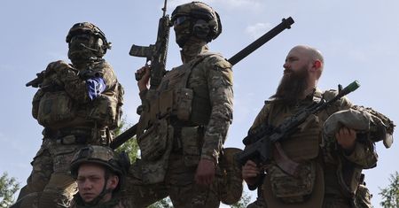 "Washington Post": "Musimy odciąć głowę tyranowi". Tak Rosjanie pomagają Ukrainie