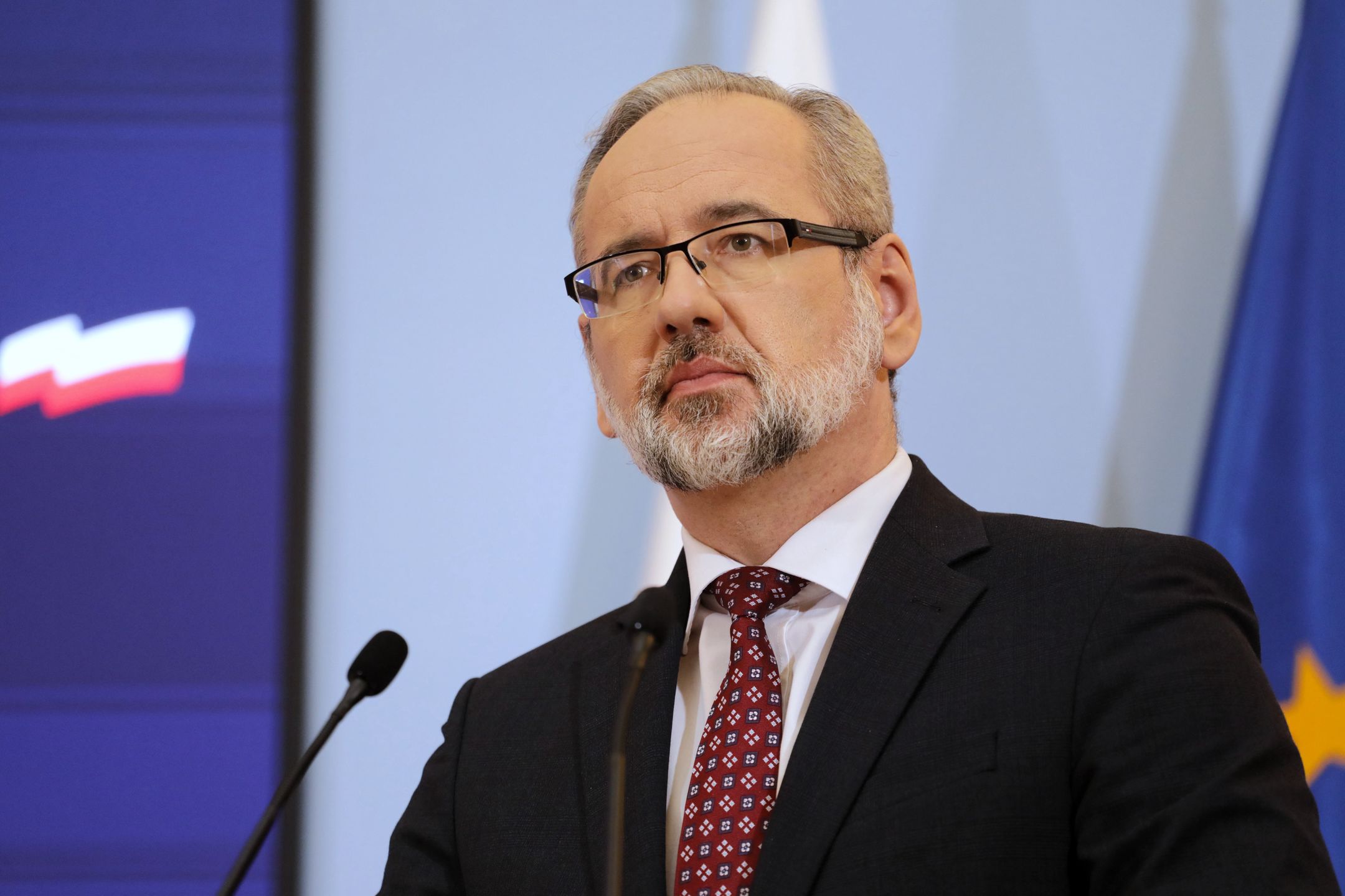Warszawa, 21.01.2022. Koronawirus w Polsce. Minister zdrowia Adam Niedzielski podczas konferencji prasowej w KPRM w Warszawie, 21 bm. Spotkanie dotyczyło aktualnej sytuacji epidemiologicznej oraz programu Polski Ład. (mr) PAP/Albert Zawada