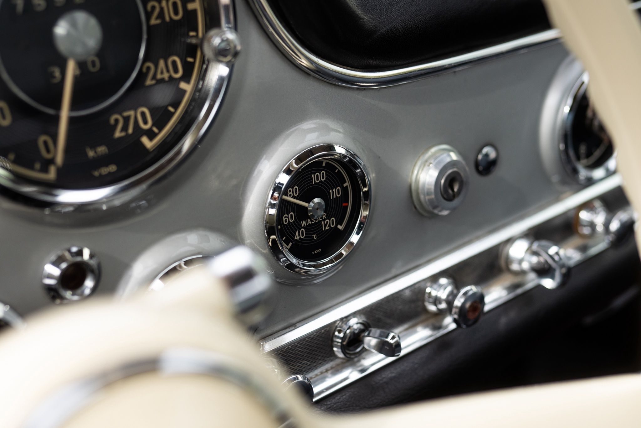 Mercedes-Benz 300 SL Gullwing (W198)