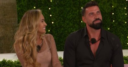 Jaqueline i Bartek z "Love Island 8" już się ROZSTALI?! "Wracam do Polski jako SINGIELKA" (FOTO)