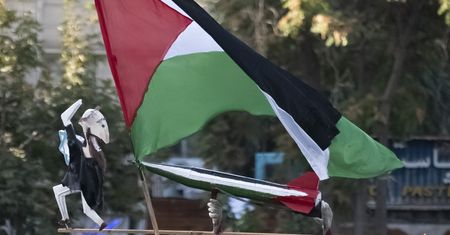 Iran gra z Zachodem. Rakiety dla Rosji i wyrok na piłkarza