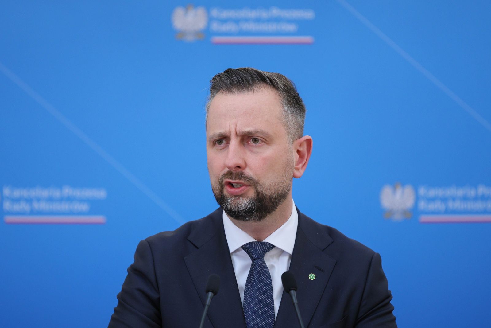 "Róbmy swoje". Szef MON odpowiada na słowa ambasadora USA