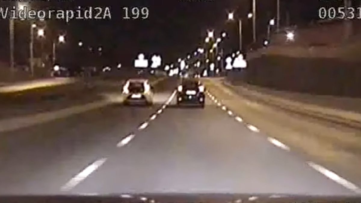 Policja przypomina, że w Polsce obowiązuje ruch prawostronny 