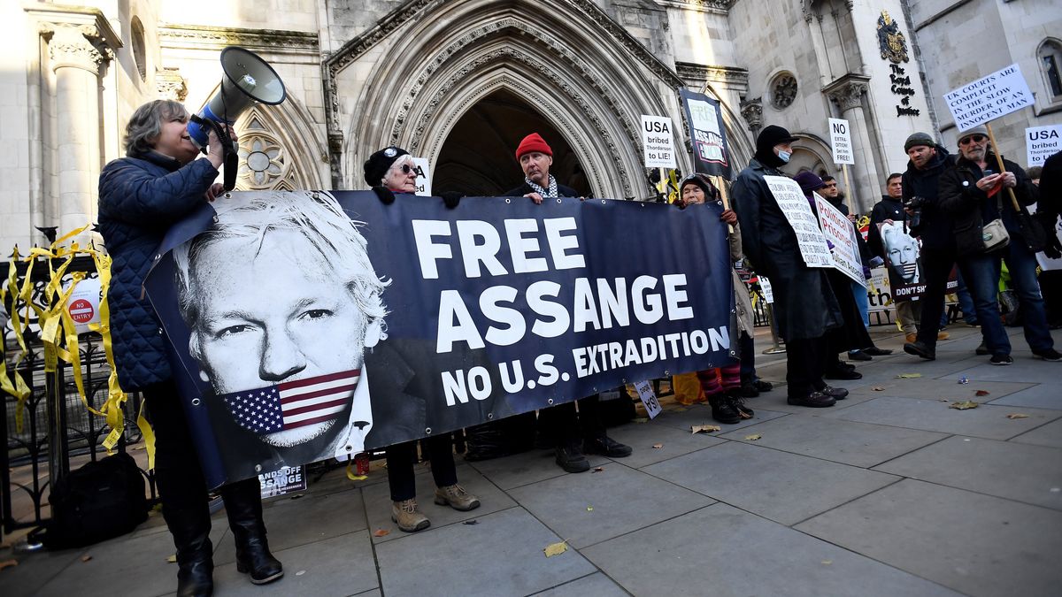 Protesty przeciwko ekstradycji Juliana Assange'a