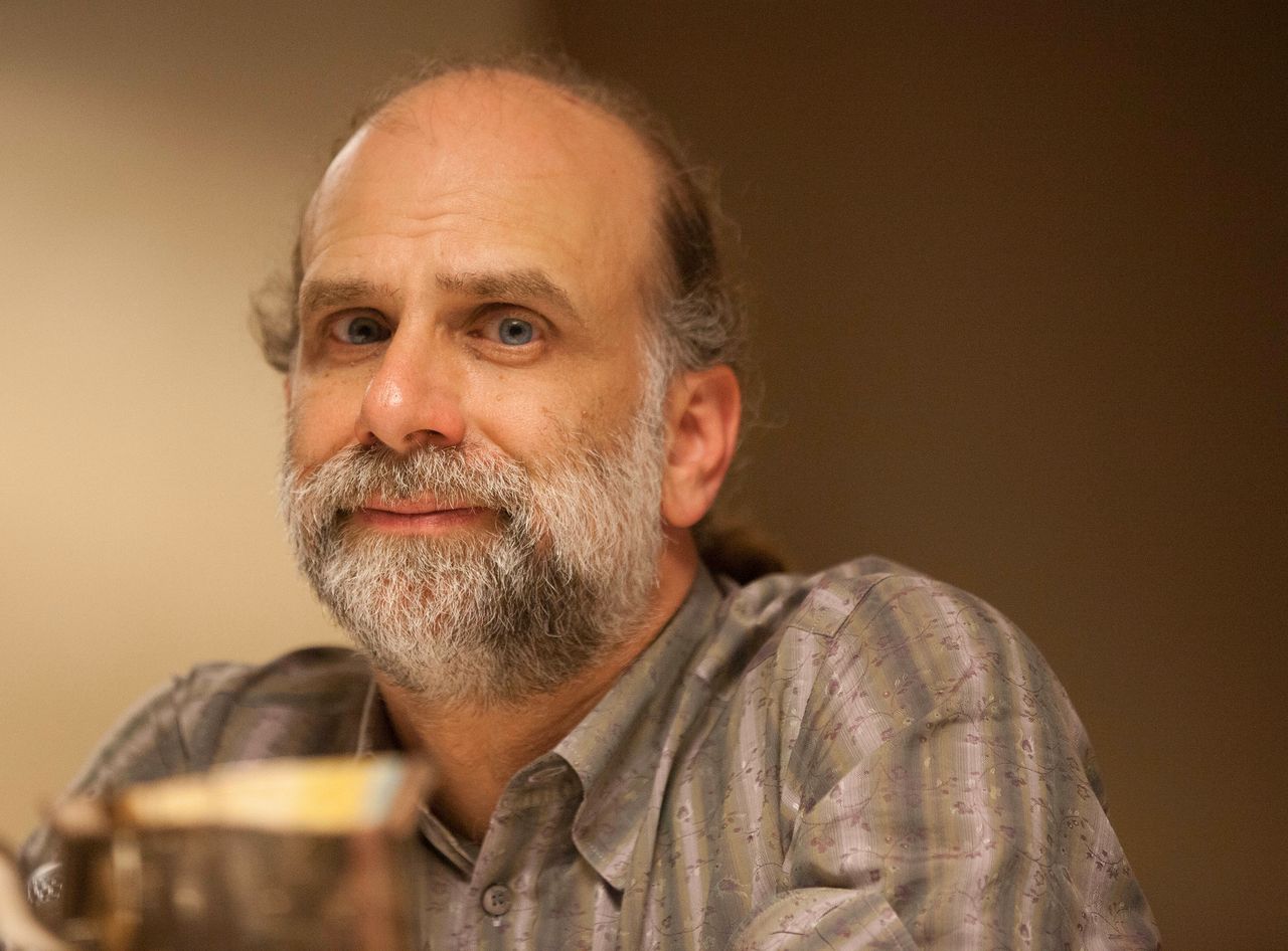 Bruce Schneier (autor zdjęcia Terry Robinson, licencja CC BY-SA 2.0)