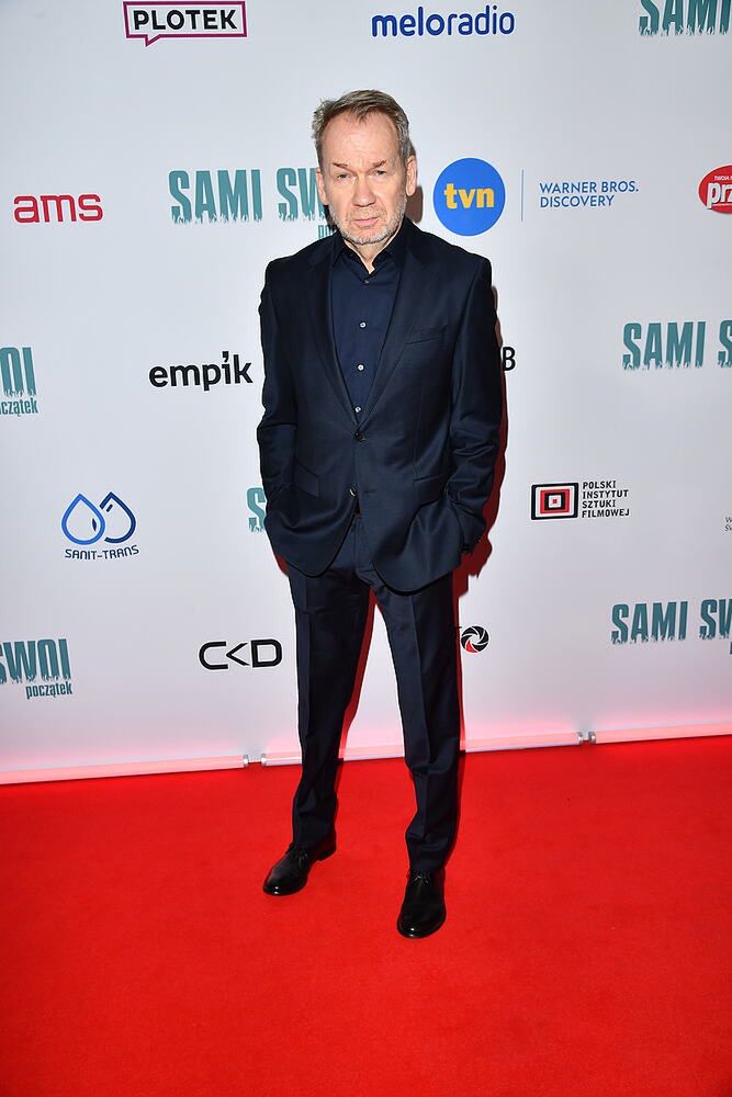 Tłum celebrytów na premierze kultowej komedii