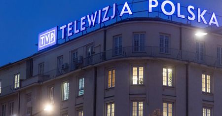 Zaczyna się dziać w siedzibie TVP Info. Ściągnęli Kaczyńskiego