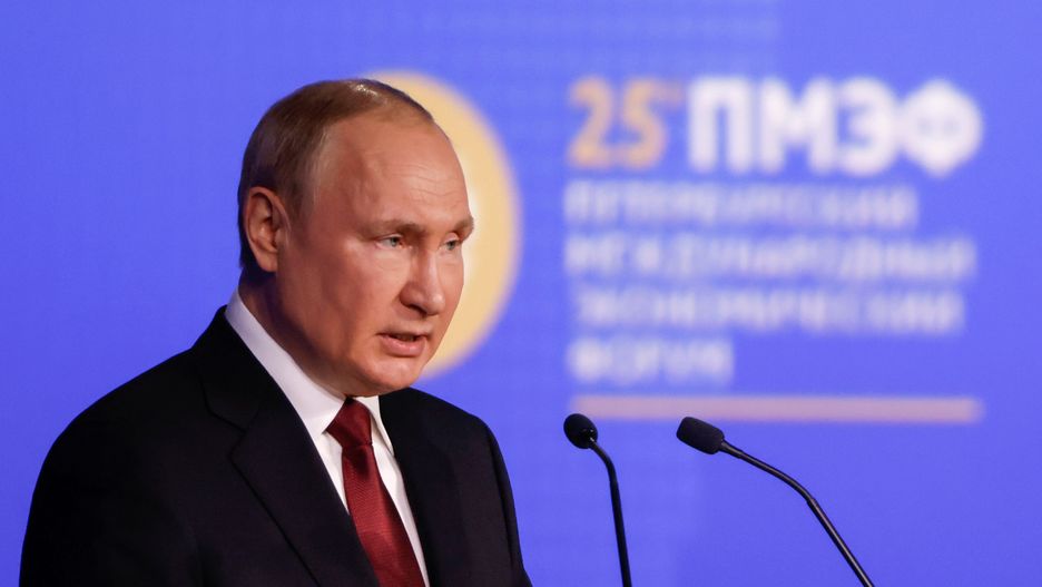 Putin o USA: po zimnej wojnie ogłosili się posłańcami Boga na ziemi 