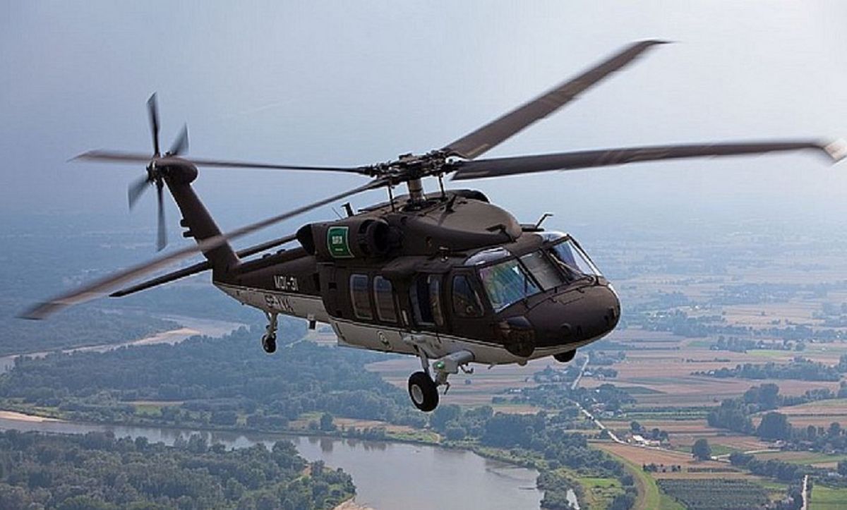 Śmigłowiec Black Hawk latał nisko nad Warszawą. Zdjęcie ilustracyjne 