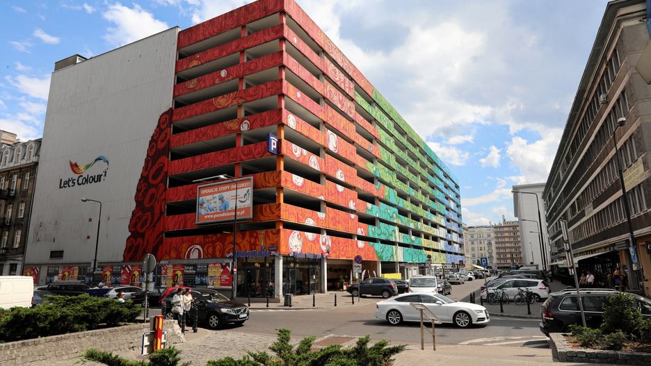 Warszawa. Ulica Parkingowa, na której znajduje się bar PiwPaw