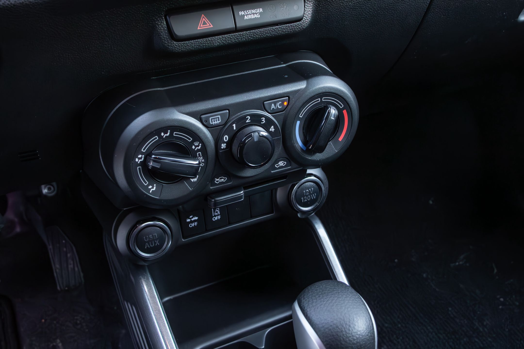 Suzuki Ignis Hybrid 2WD CVT