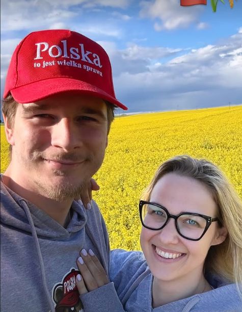 Daniel Nawrocki i Magdalena Grott w polu