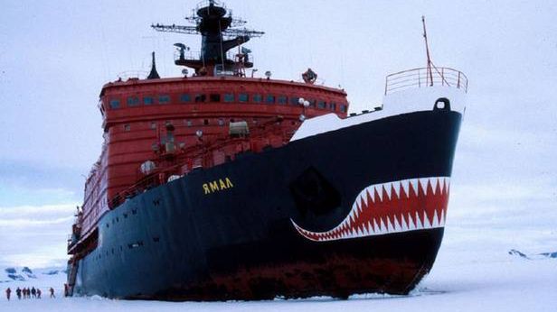 Rosjanie przełamują lody. Powstaje największy na świecie, atomowy lodołamacz 1